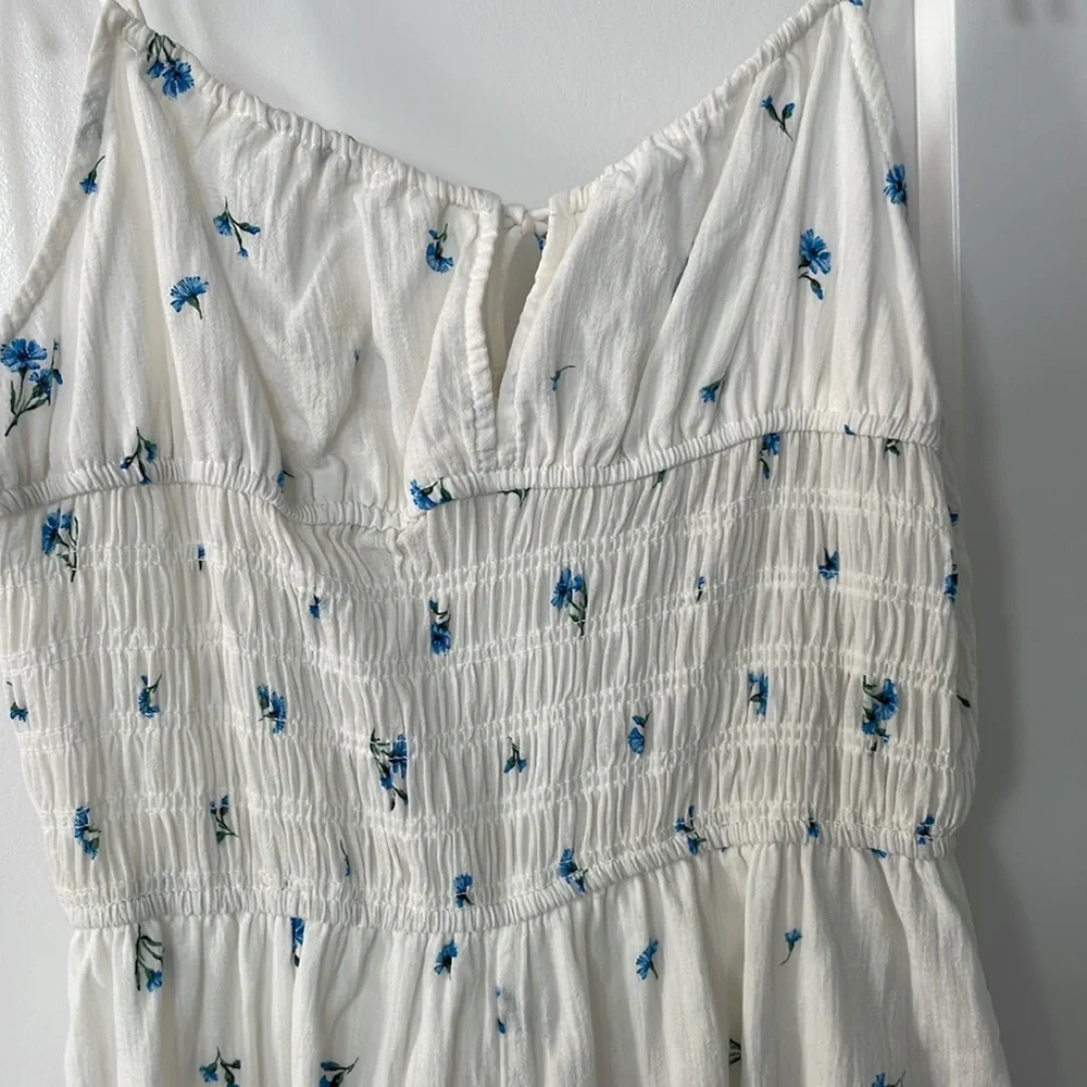 Romper - Picture 2 of 5